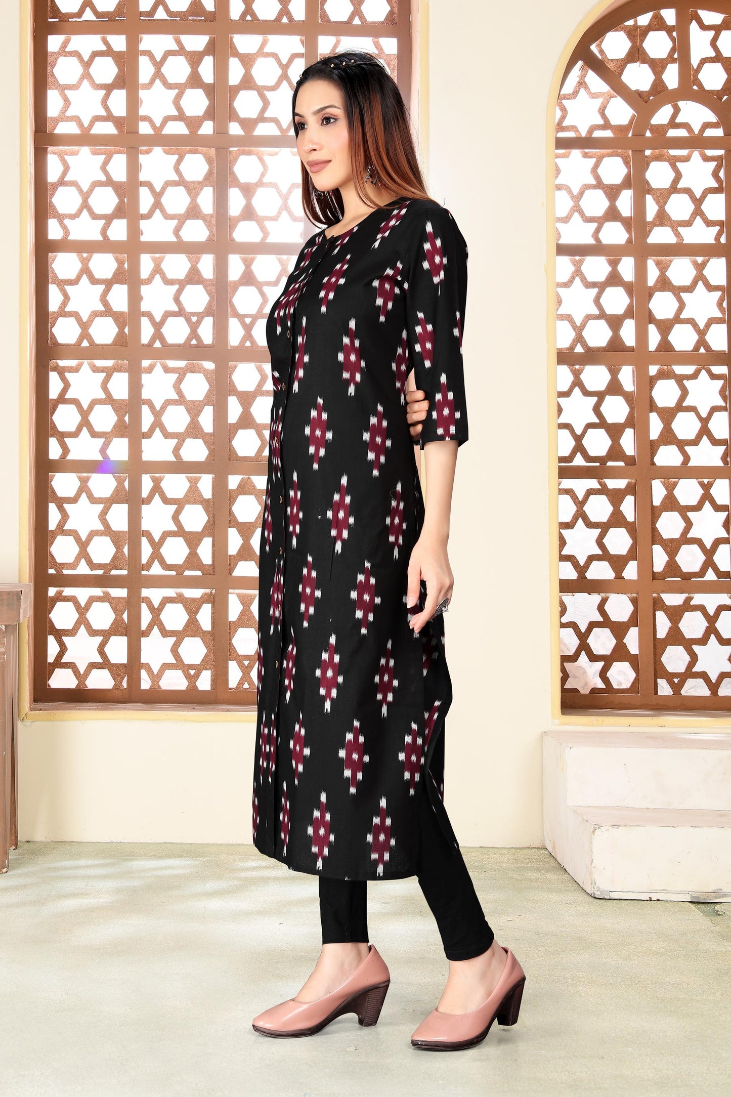 Black Kurti